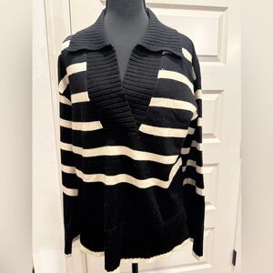 Ellen Tracy Black and Cream V-Neck Sweater
